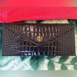 Tory burch clutch / black